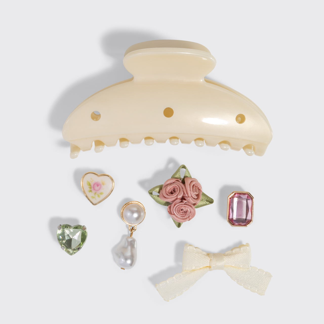 KitschPop™️ Curved Claw Clip &amp; Charms in Pearlized Cream