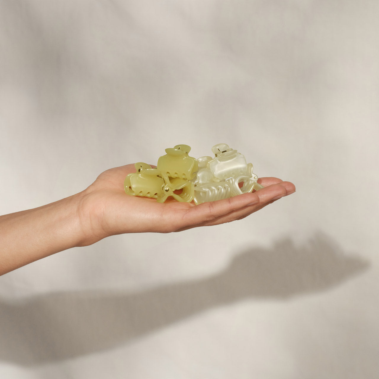 Pearlized Cream &amp; Butter Yellow Jelly Cloud Clips - Mini