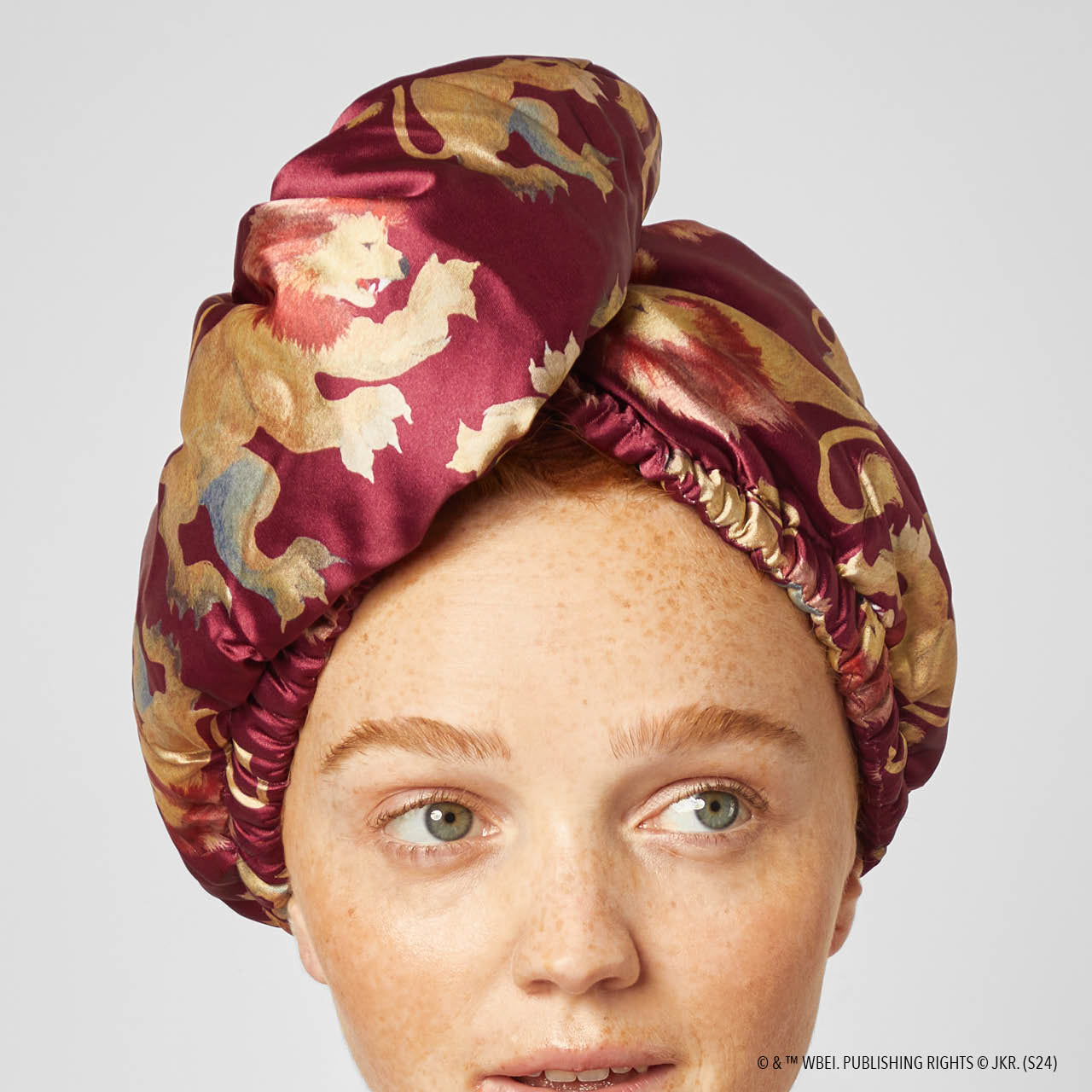 Kitsch x Harry Potter Satin Wrapped Hair Towel in Gryffindor