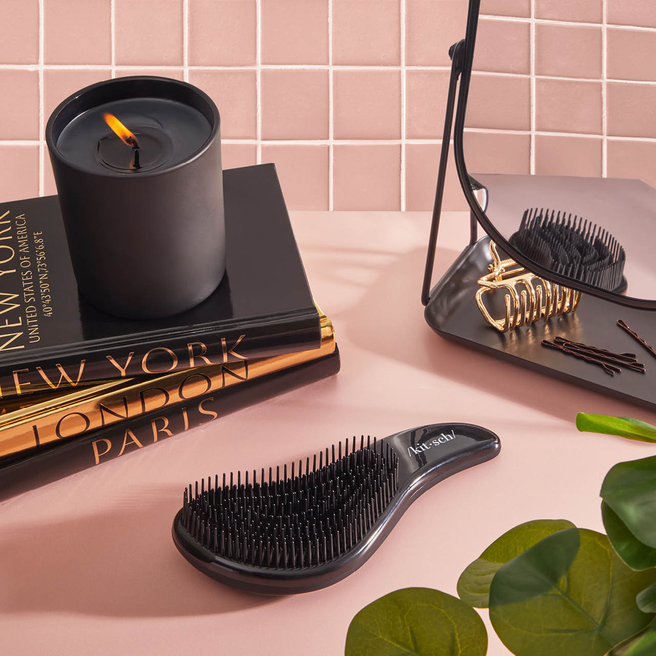 Black Detangling Brush